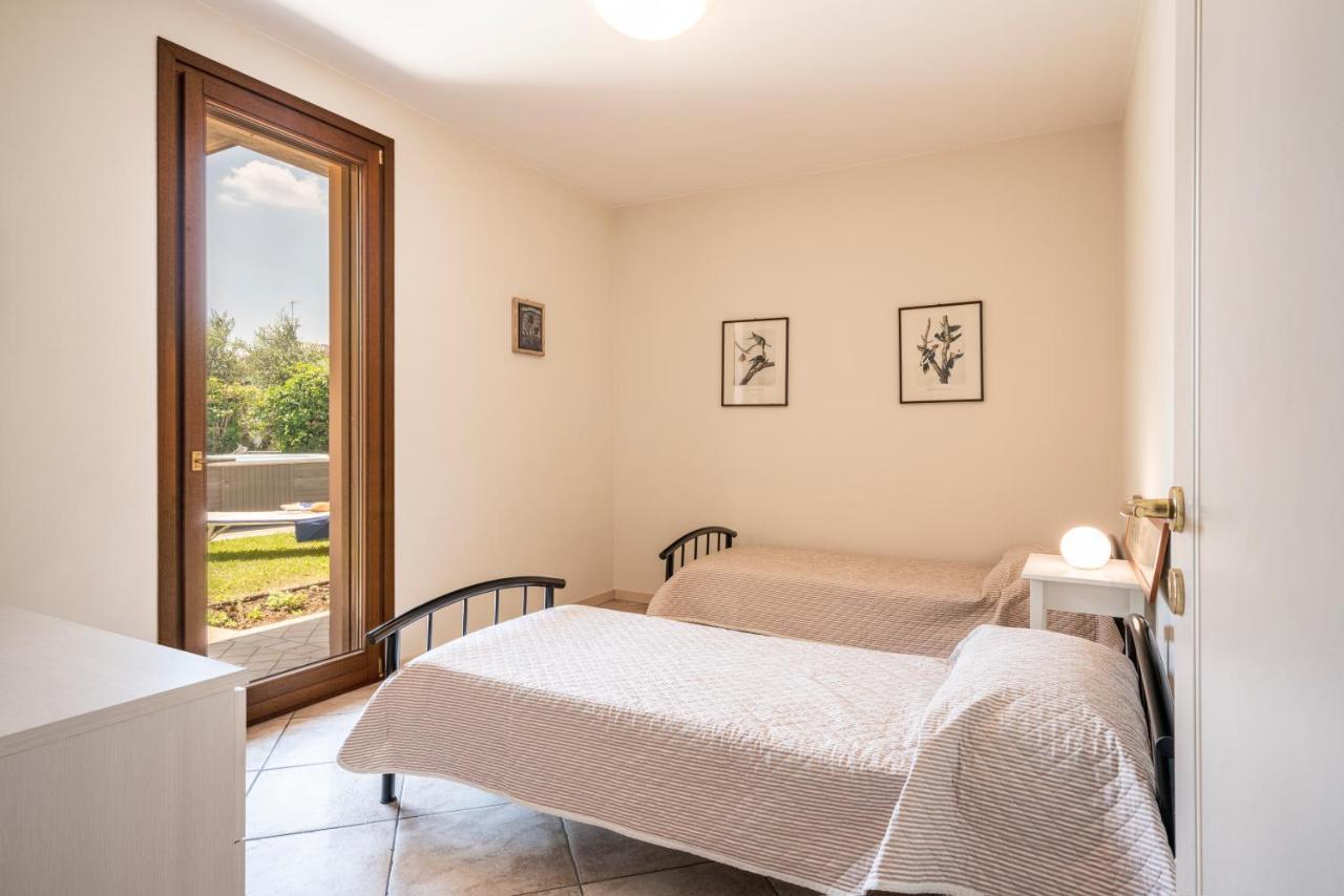 Villa Giulia مانربا ديل جاردا المظهر الخارجي الصورة